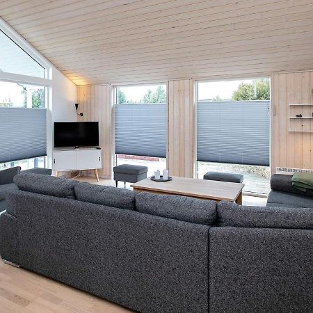 6 Person Holiday Home In V Ggerl Se Bøtø By Eksteriør bilde