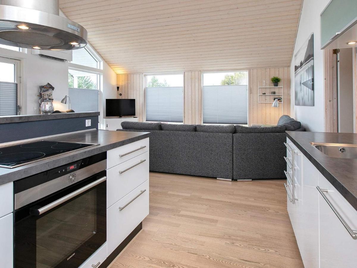 6 Person Holiday Home In V Ggerl Se Bøtø By Eksteriør bilde