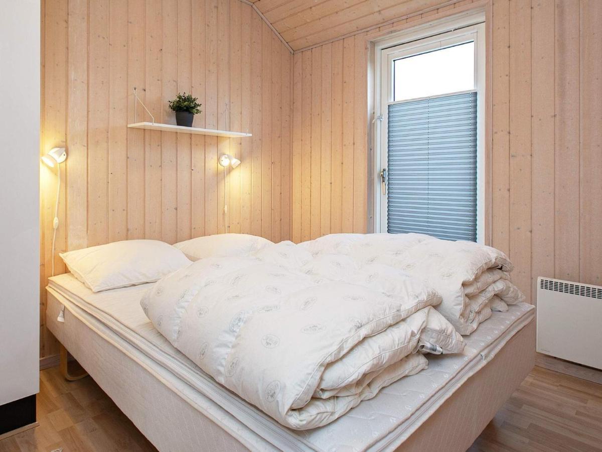 6 Person Holiday Home In V Ggerl Se Bøtø By Eksteriør bilde